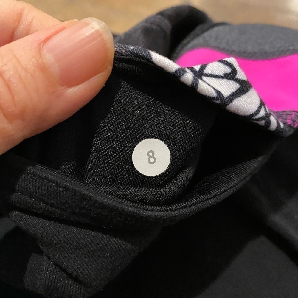 LULULEMON Women Reversible Cropped Pants Size 8 - Picture 7 of 9